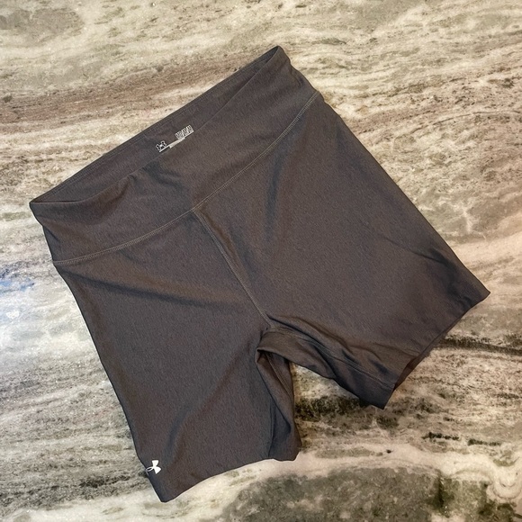 Under Armour Pants - Grey Under Armour Compression Spandex Biker Shorts Women’s Size Medium